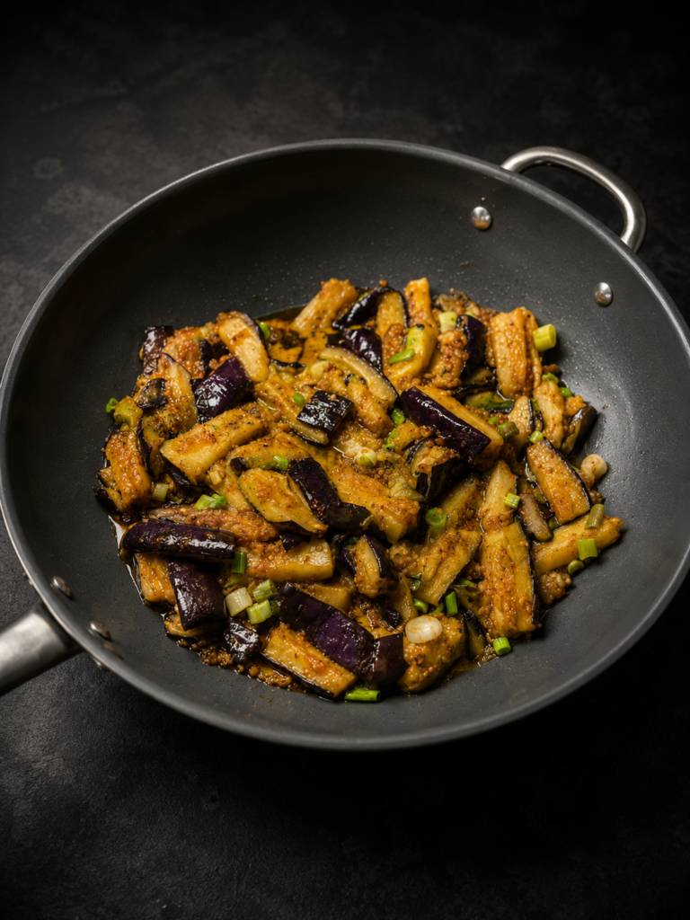 Fiskdoftande aubergine (Yú Xiāng Qié Zi)